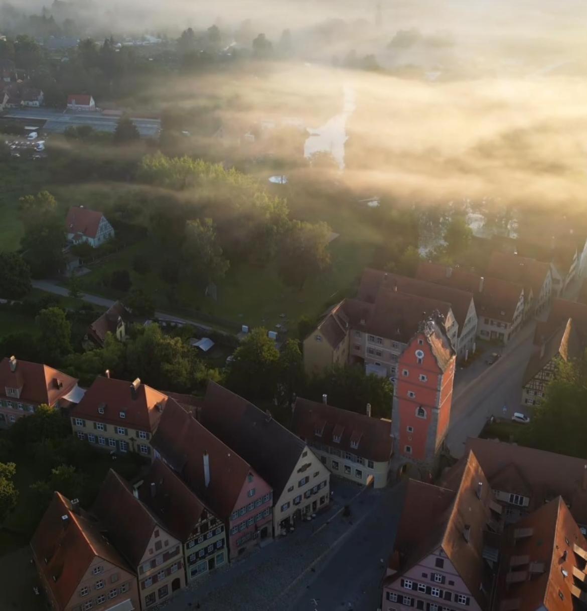 Dornroeschen Dinkelsbühl Exterior foto
