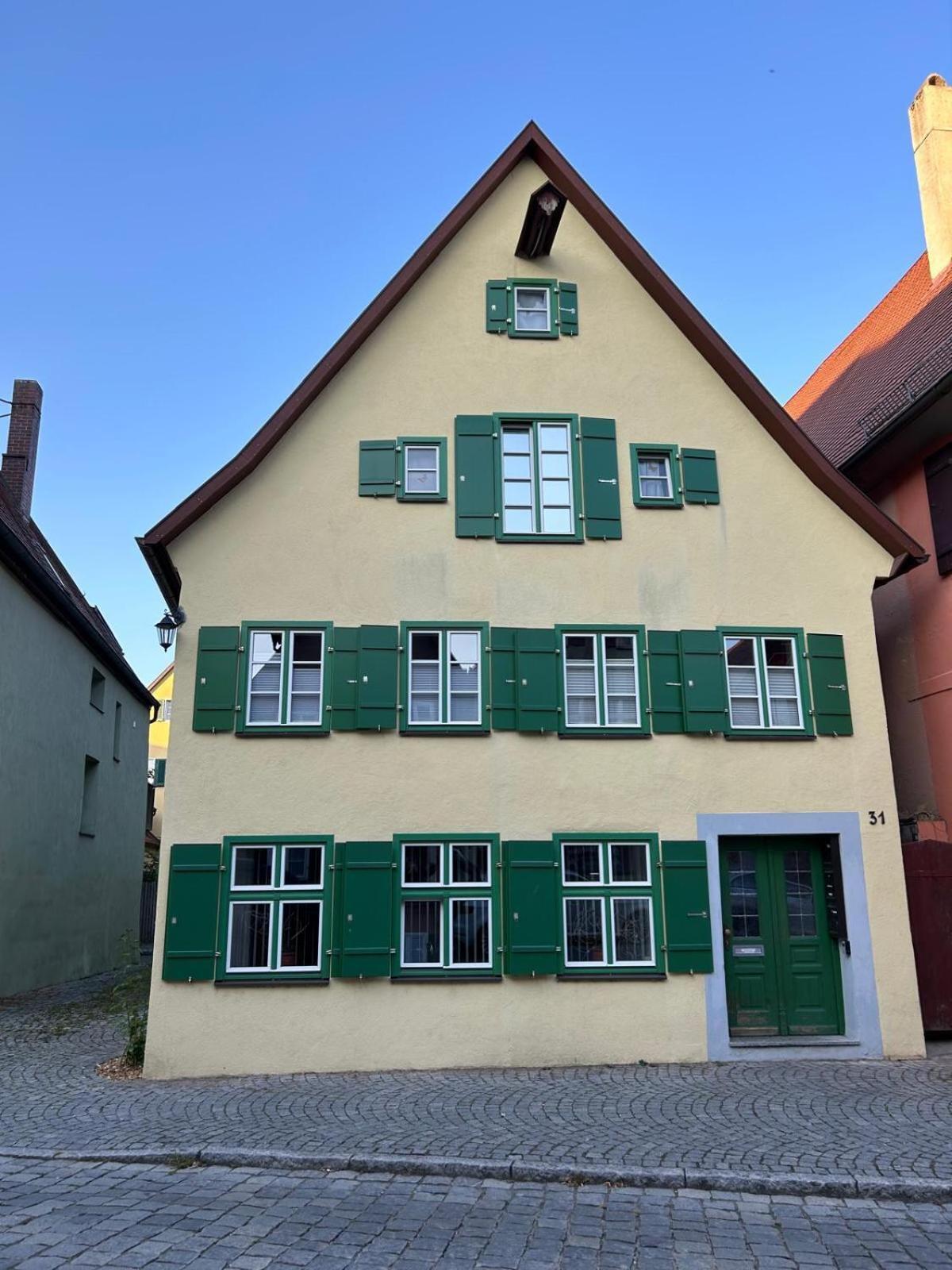 Dornroeschen Dinkelsbühl Exterior foto